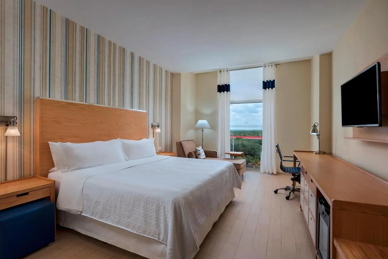 Four Points By Sheraton Cancun Centro