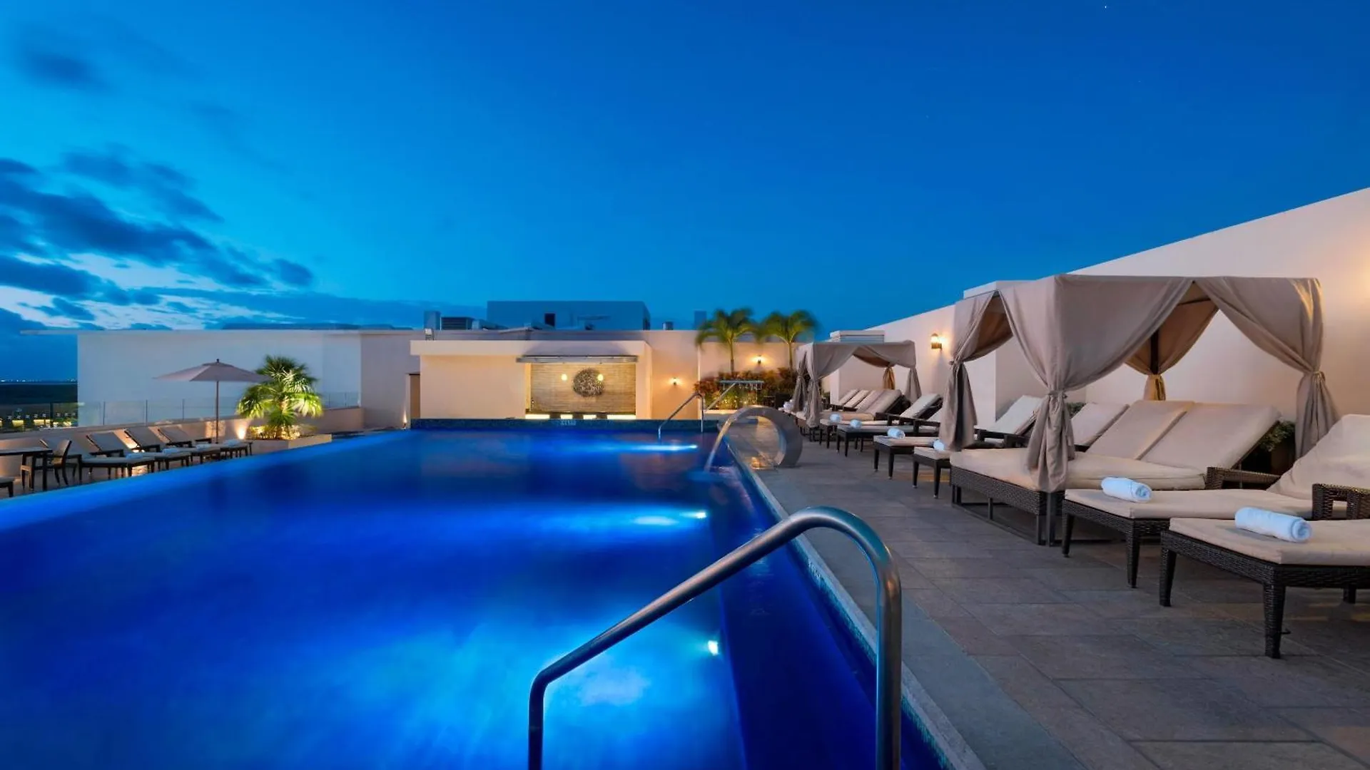 Hotel Four Points By Sheraton Cancun Centro