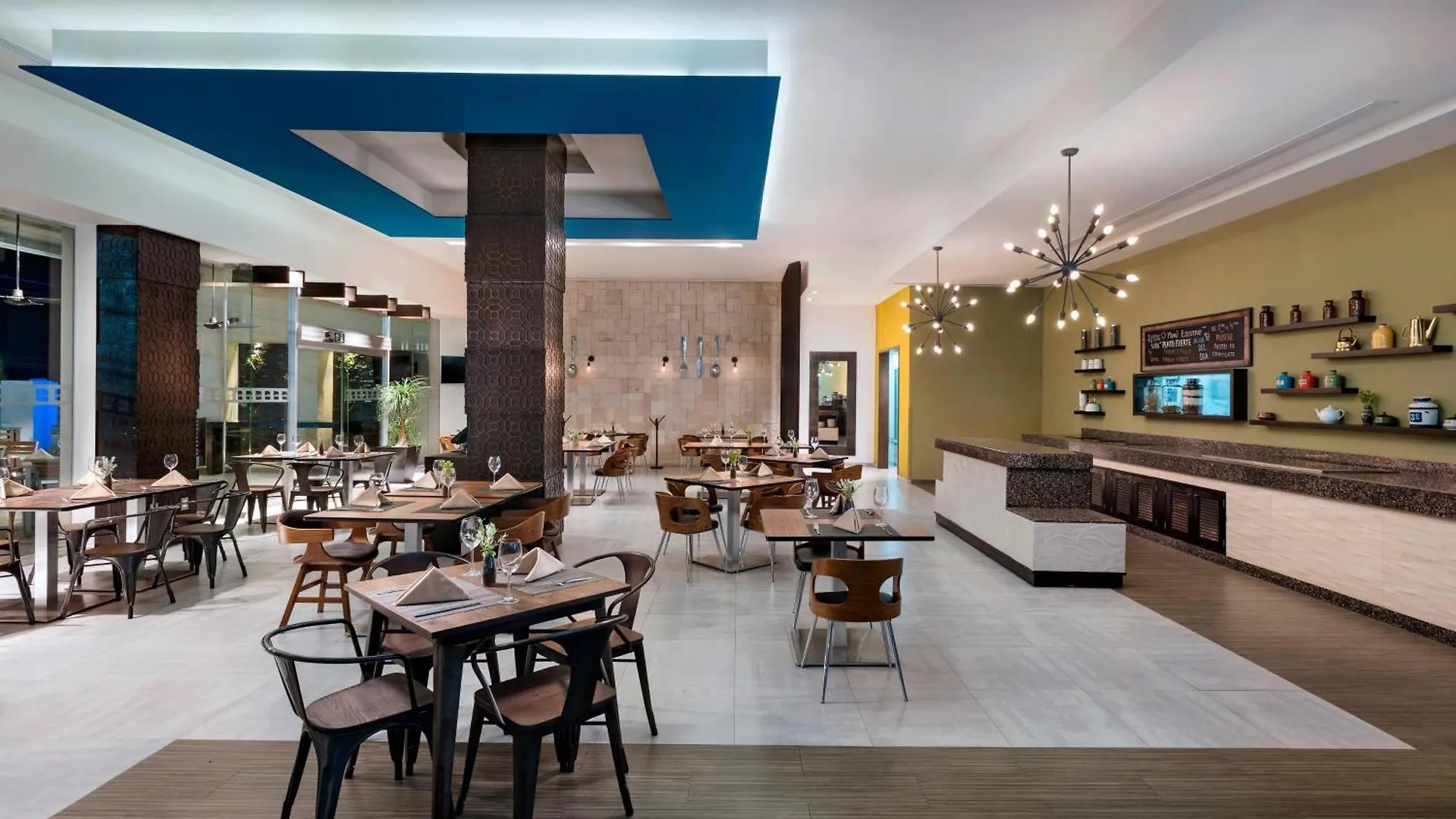 Four Points By Sheraton Cancun Centro